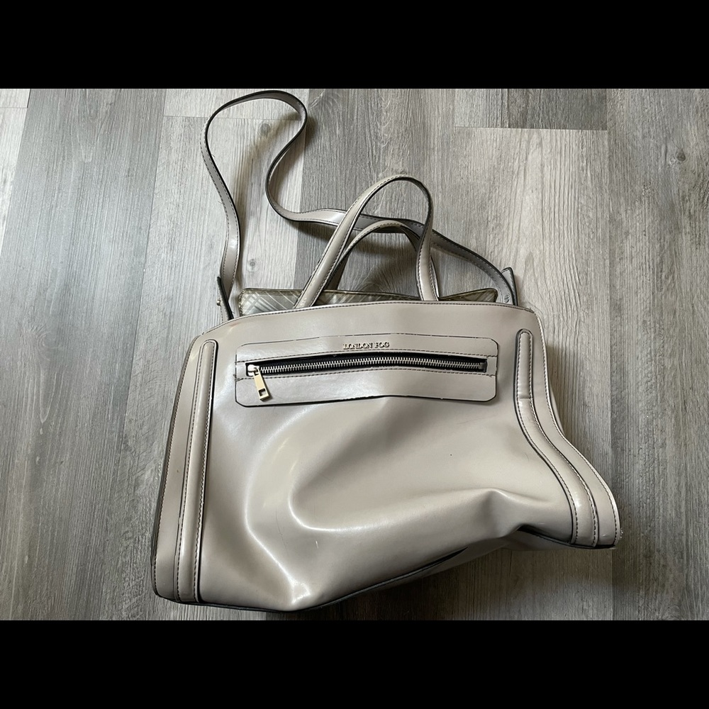 London fog purse